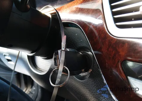 2012 Mercedes-Benz S 550 4Matic z USA, uszkodzony, nr VIN WDDNG9EB9CA424961